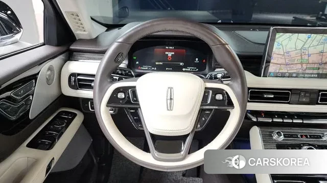 Lincoln Aviator 2nd generation 2022 Белый из Кореи, фото 4