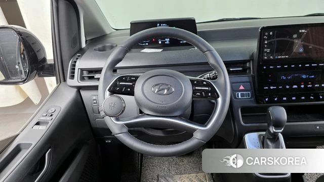 Hyundai Staria 2023 Серебряный из Кореи, фото 4