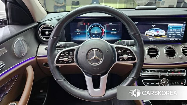 Mercedes-Benz E-Class W213 2018 Белый из Кореи, фото 4