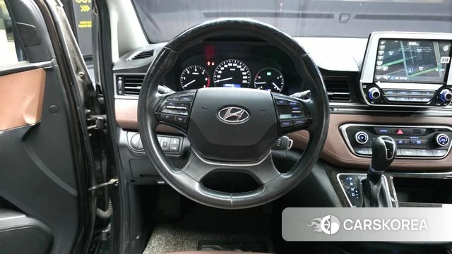 Hyundai The New Grand Starex 2018 Песочный из Кореи, фото 4