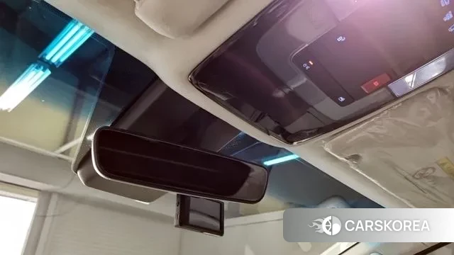 Hyundai Staria 2023 Белый из Кореи, фото 4