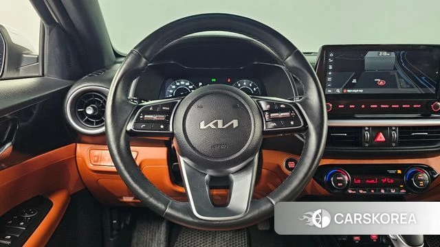 Kia The New K3 2nd generation 2022 Белый из Кореи, фото 4