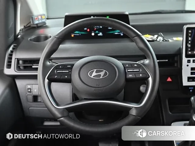 Hyundai Staria 2024 Желтый из Кореи, фото 4