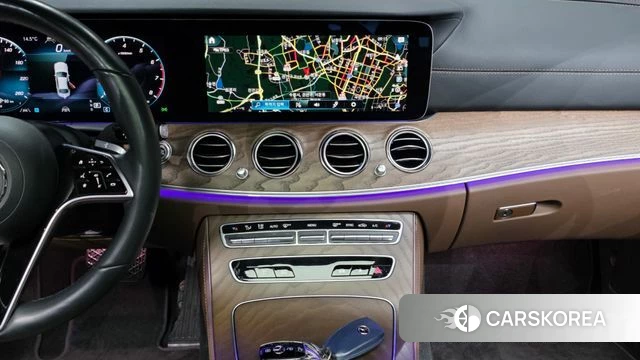 Mercedes-Benz E-Class W213 2023 Черный из Кореи, фото 4