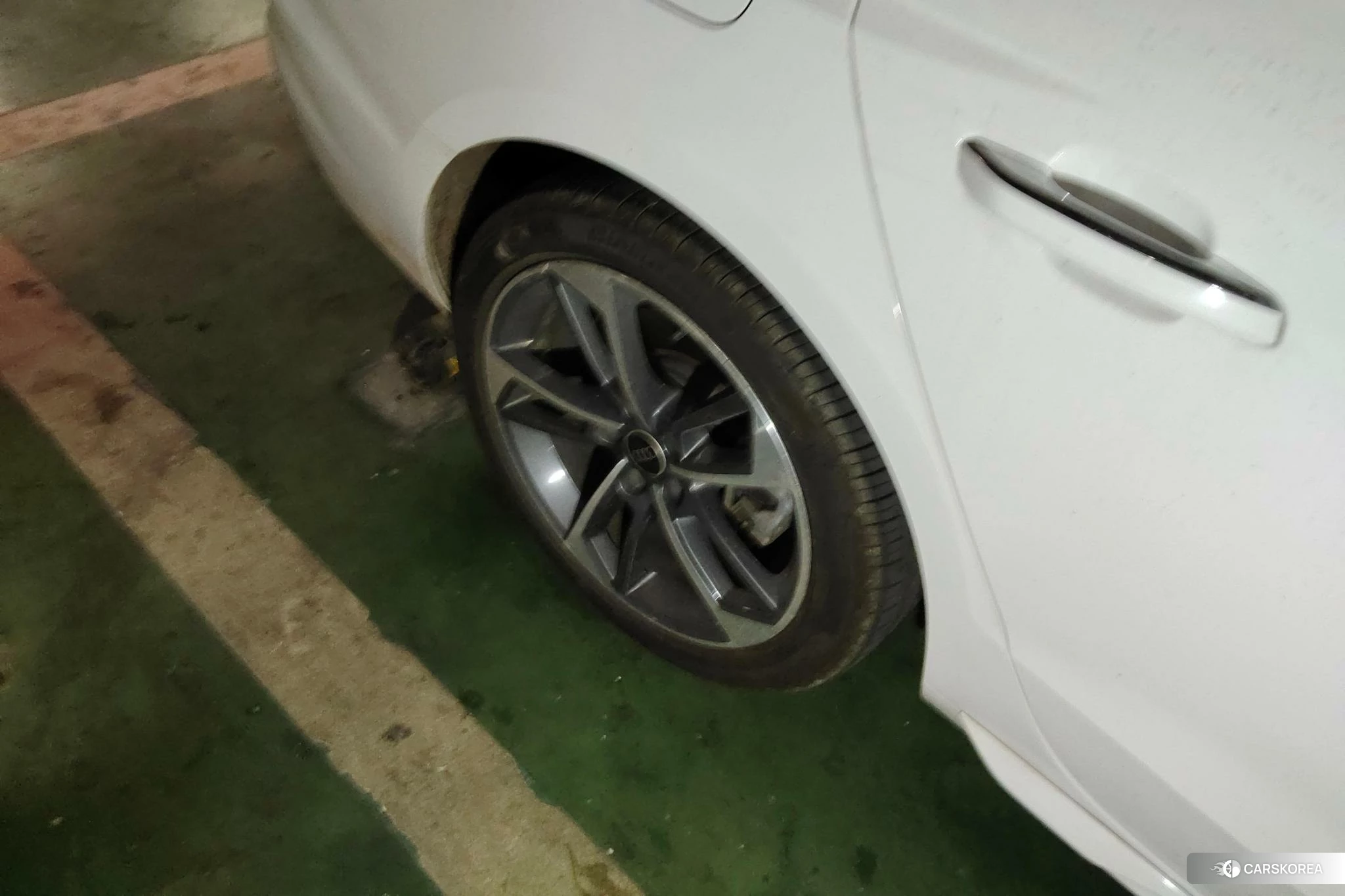 Audi A4L 2021 Белый из Китая, фото 4