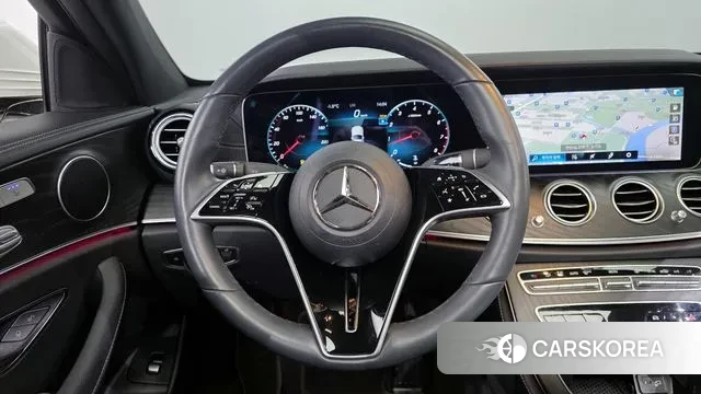 Mercedes-Benz E-Class W213 2023 Белый из Кореи, фото 4