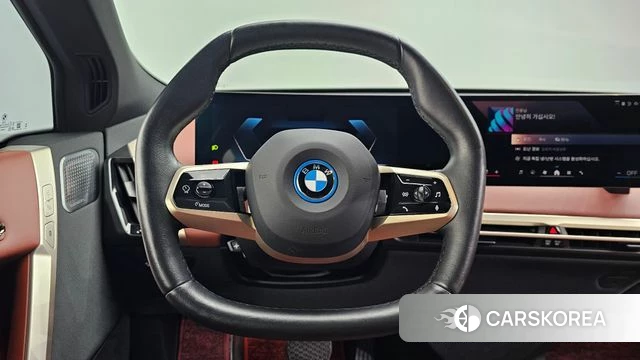 BMW iX 2024 Белый из Кореи, фото 4