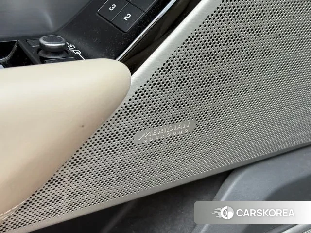 Land Rover Range Rover Velar 2018 Песочный из Кореи, фото 4