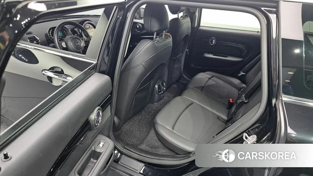 Mini Cooper Clubman 2023 Черный из Кореи, фото 4