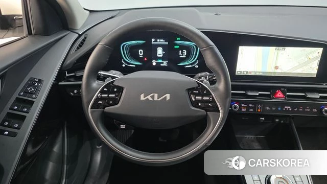 Kia Di Ol Nu Niro 2023 Белый из Кореи, фото 4