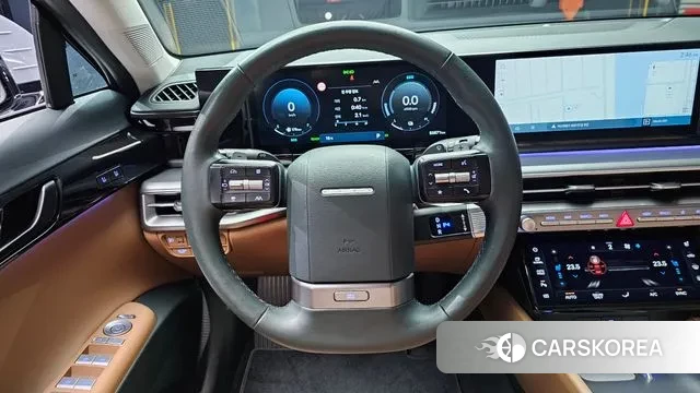 Hyundai Grandeur Hybrid (GN7) 2023 Светло-серебряный цвет из Кореи, фото 4