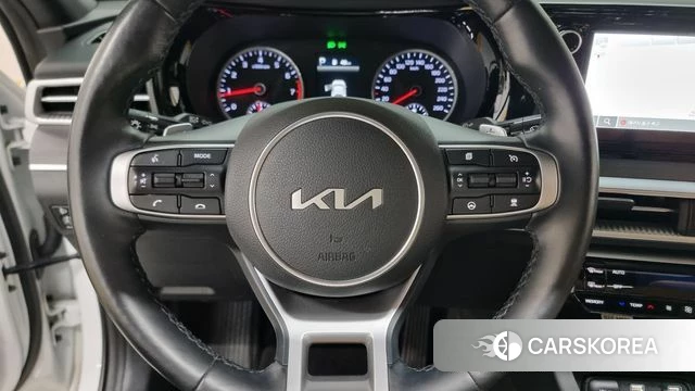Kia K5 3rd generation 2023 Белый из Кореи, фото 4