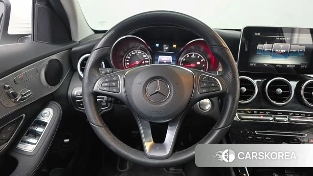 Mercedes-Benz C-Class W205 2018 Белый из Кореи, фото 4