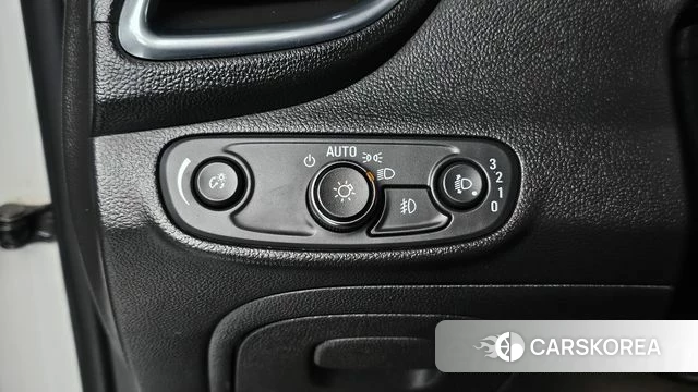 Chevrolet (GM Daewoo) The New Trax 2020 Белый из Кореи, фото 4