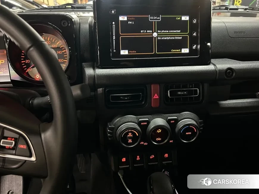 Suzuki Jimny 2023 Белый из Кореи, фото 4