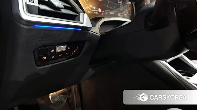 BMW 4 Series (G22) 2023 Черный из Кореи, фото 4