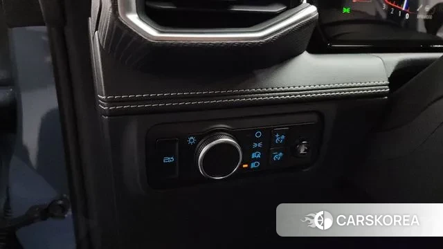 Ford Mustang 7th Generation 2024 Небесно-голубой из Кореи, фото 4