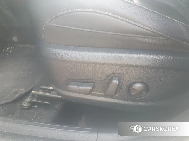 Kia Seltos 2021 Белый из Кореи, фото 4