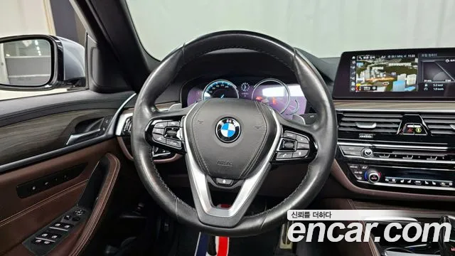 BMW 5 Series (G30) id 2675279 из Кореи 4