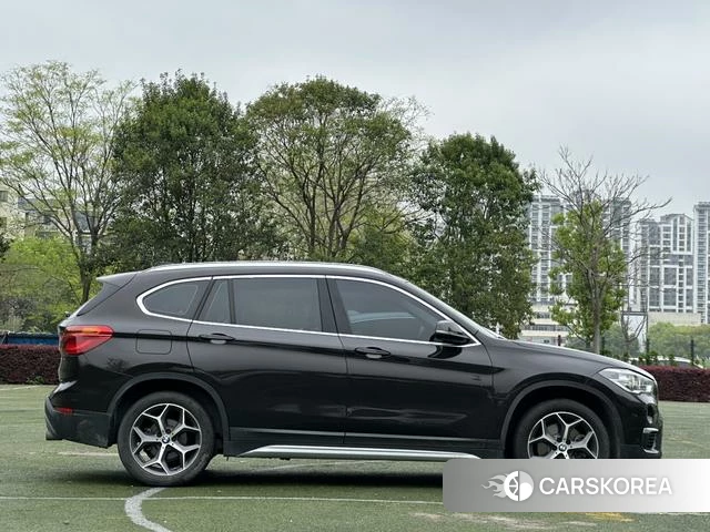 BMW X1 2018 Коричневый из Китая, фото 4