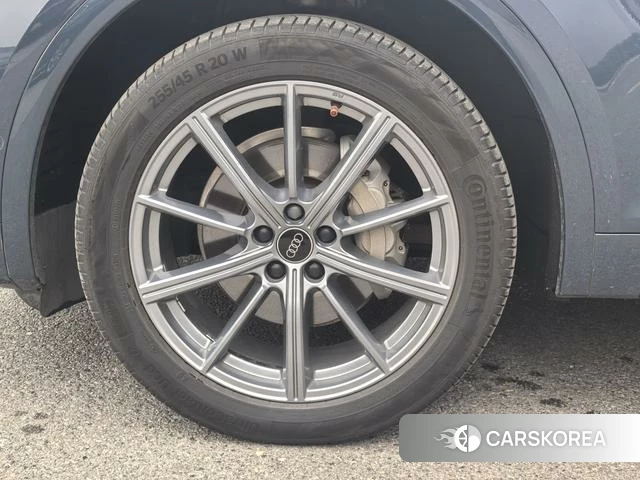 Audi Q5L 2022 Синий из Китая, фото 4