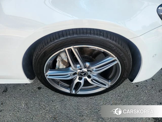 Mercedes-Benz E-Class W213 2019 Белый из Кореи, фото 4