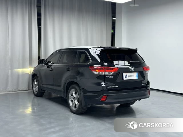 Toyota Highlander 2022 Черный из Китая, фото 4