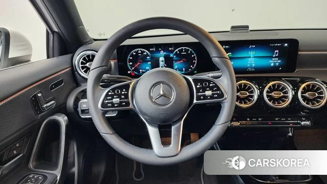 Mercedes-Benz A-Class W177 2021 Белый из Кореи, фото 4