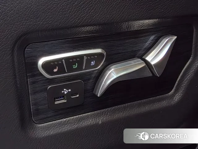 Kia Carnival 4th generation 2022 Белый из Кореи, фото 4