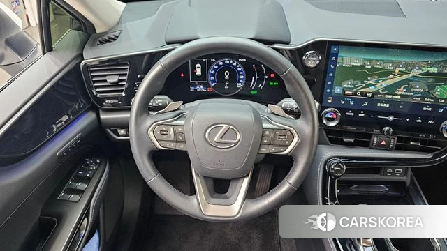 Lexus NX350h Second generation 2024 Белый из Кореи, фото 4