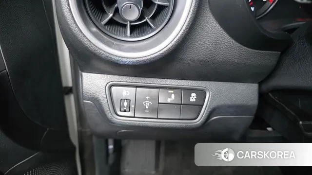 Kia The New K3 2nd generation 2022 Белый из Кореи, фото 4