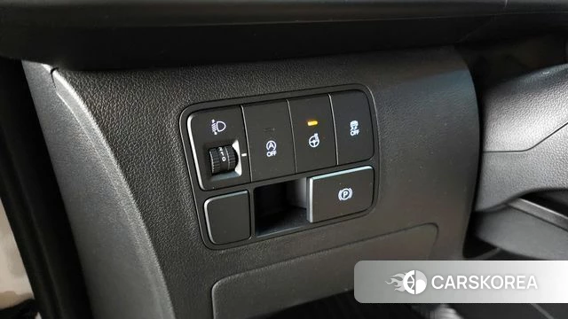 Hyundai Staria 2022 Белый из Кореи, фото 4