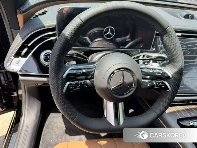 Mercedes-Benz E-class 2026 Черный из Китая, фото 4