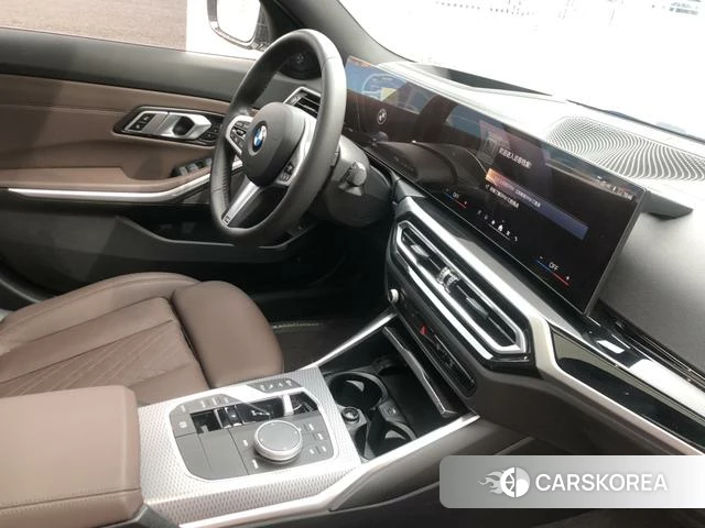 BMW 3 series 2023 Белый из Китая, фото 4