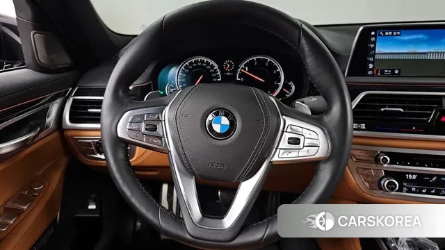 BMW 7 Series (G11) 2018 Черный из Кореи, фото 4