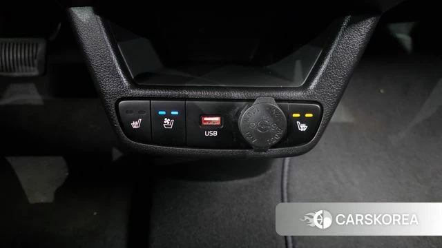 Kia The New Kia Ray 2023 Белый из Кореи, фото 4