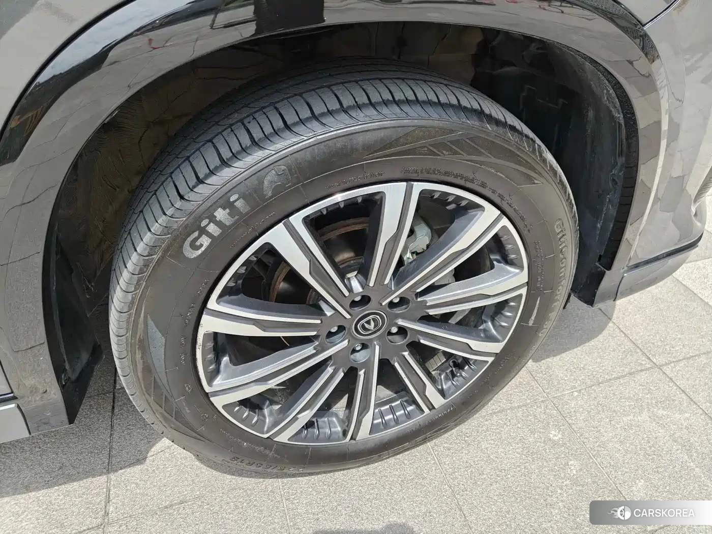 Chang'an Changan CS75PLUS 2023 Silver/gray из Китая, фото 4