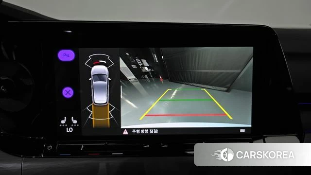 Volkswagen Golf 8th Generation 2024 Белый из Кореи, фото 4