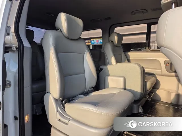 Hyundai The New Grand Starex 2020 Белый из Кореи, фото 4