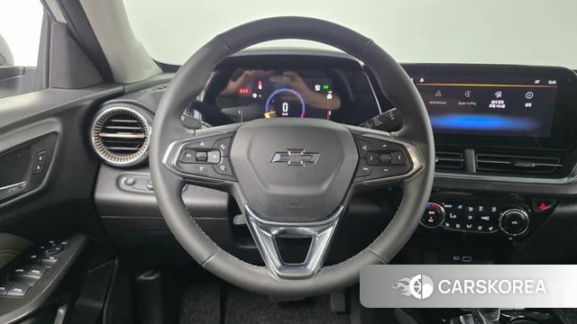 Chevrolet (GM Daewoo) Trax Crossover 2023 Белый из Кореи, фото 4
