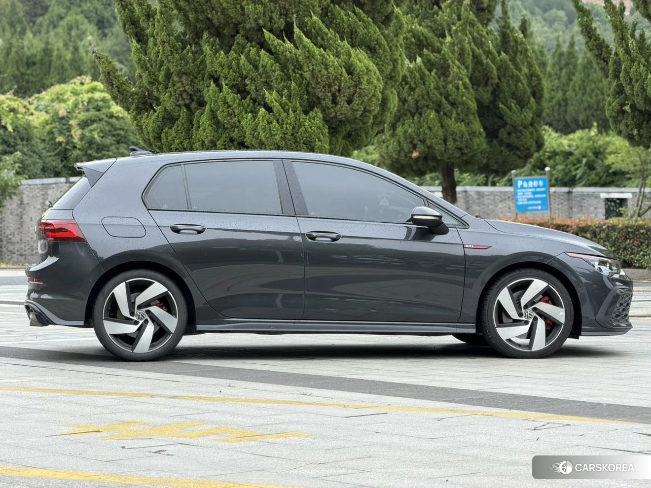 Volkswagen Golf 2021 Темно-серый из Китая, фото 4