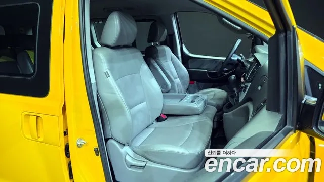 Hyundai The New Grand Starex 2018 Желтый из Кореи, фото 4