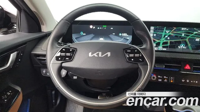 Kia EV6 2022 Серебристо-серый из Кореи, фото 4