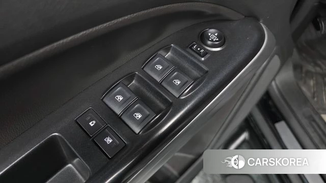 Chevrolet (GM Daewoo) Real New Colorado 2022 Черный из Кореи, фото 4