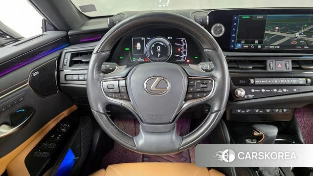 Lexus ES300h 7th generation 2022 Серебряный из Кореи, фото 4