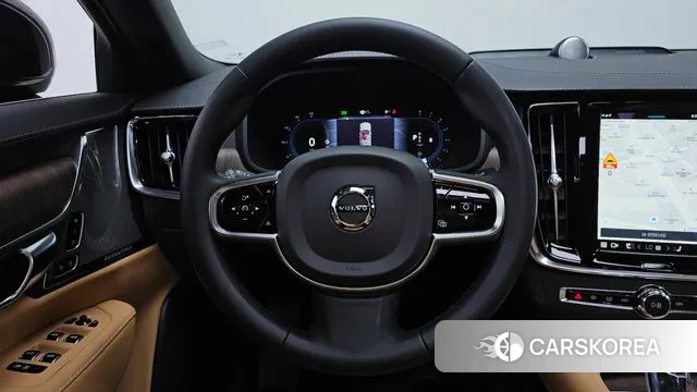 Volvo S90 2024 Черный из Кореи, фото 4