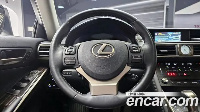 Lexus New IS300 2018 Белый из Кореи, фото 4