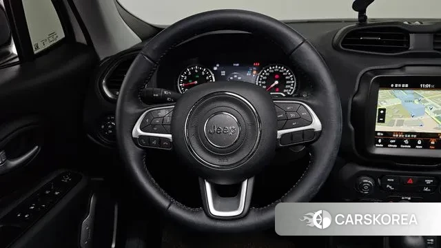 Jeep Renegade 2023 Белый из Кореи, фото 4