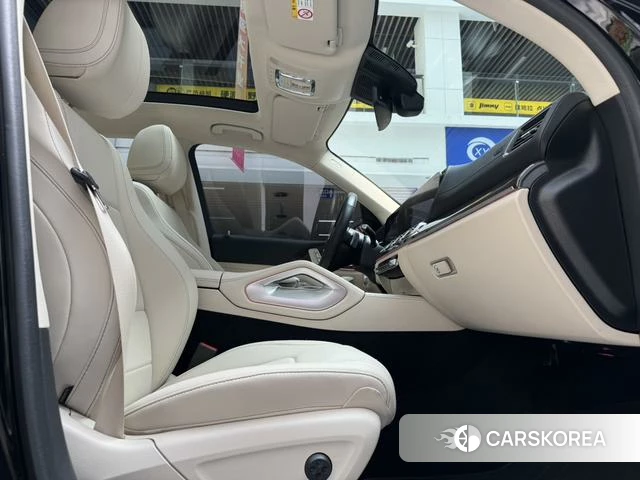 Mercedes-Benz GLE (import) 2024 Черный из Китая, фото 4