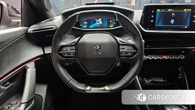 Peugeot e-2008 second generation 2022 Белый из Кореи, фото 4